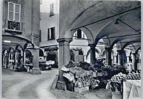 6900 Lugano Calprino - Portici di Via Pessina , Gemüsemarkt