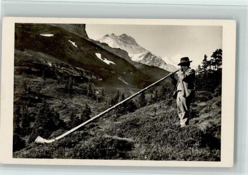 Foto Verlag Gaberell - Alphornbläser, gute Erhaltung AK Alphorn Foto AK