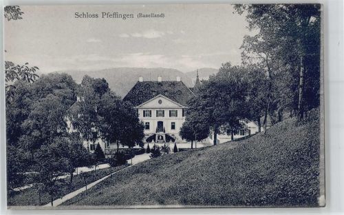 4148 Pfeffingen - Schloß