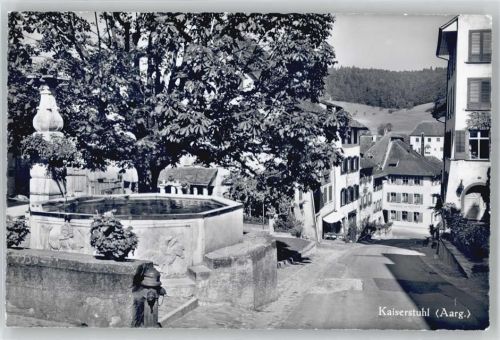 5466 Kaiserstuhl AG - Ortsansicht, Brunnen