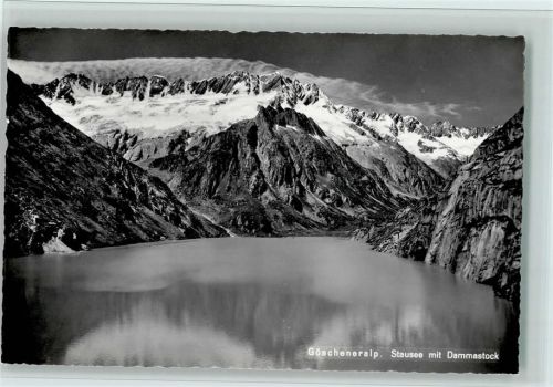 Göscheneralp - Stausee mit Dammastock