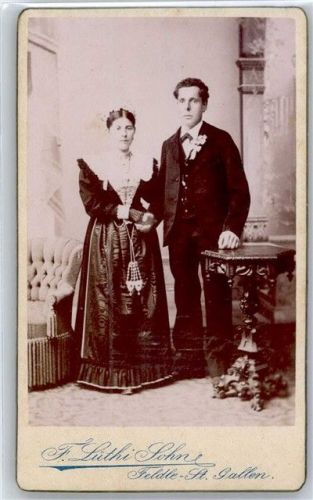 9000 St. Gallen S. Gallo - Frau in Tracht, CDV Atelier Lüthi