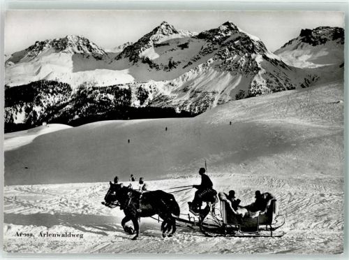 7050 Arosa - Pferdekutsche auf dem Arlenwaldweg Winter