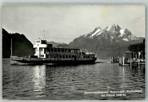 Motorschiff Waldstätter auf dem Vierwaldstättersee mit Pilatus Binnenschiff Foto AK