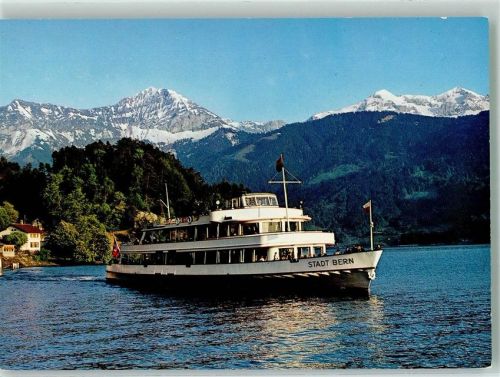 Sigriswil Motorschiff Stadt Bern auf dem Thunersee vor der Beatenbucht mit Morgenberg und Dreispitz Fotograf Steinhauer Binnenschiff Foto AK