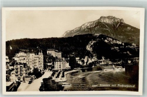 6440 Brunnen Foto AK