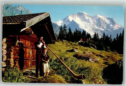 Wengen Aplhornbläser u. Sennenbub mit Jungfrau Alphorn