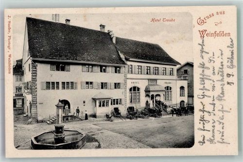 8570 Weinfelden 1904 Foto AK Hotel Traube Kutschen Brunnen