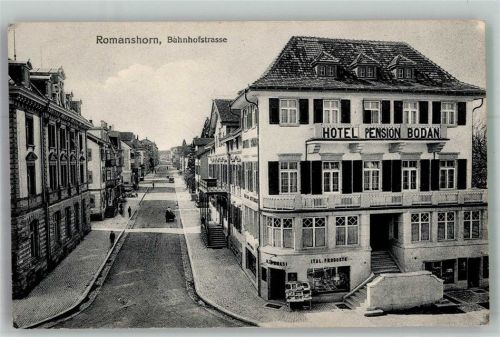 8590 Romanshorn Foto AK Geschäft Hotel Pension Bodan Bahnhof- Straße