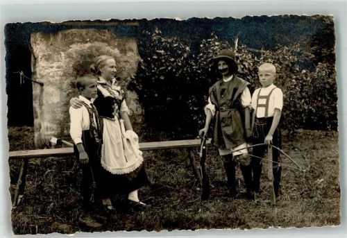 3186 Düdingen - Kinder Tracht Armbrust Ort lt. Fotograf