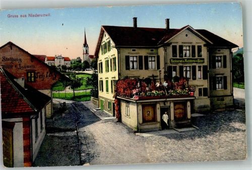 9244 Niederuzwil Sain Foto AK Gasthaus und Metzgerei zum Löwen Kirche