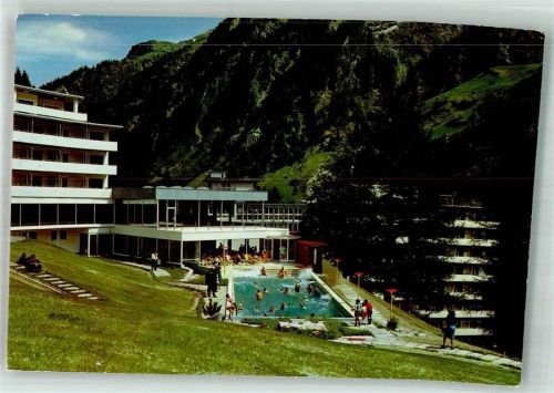 7132 Vals Foto AK Hotel Schwimmbad