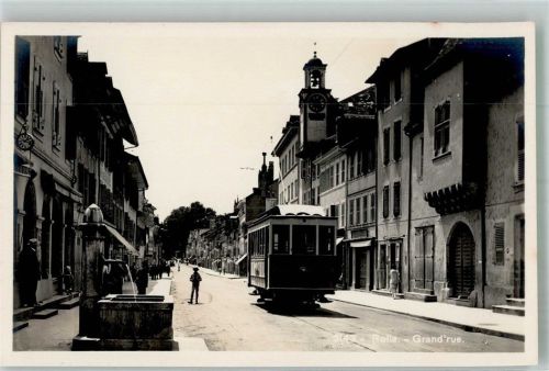 1180 Rolle Foto AK Grand Rue Straßenbahn Brunnen