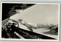 Junffraujoch Blick v.d. Berghausterrasse auf Aletschgletscher