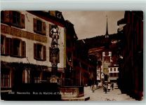La Neuveville Rue du Marché et Tour Rouge Brunnen