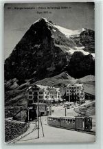 Kleine Scheidegg Wengernalpbahn mit Eiger