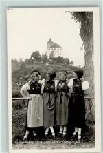 9470 Werdenberg - Frauen in Trachten