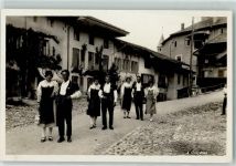 Gruyères Trachtenpaare