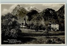 Sisikon Hotel Schillerstein mit Urirotstock