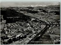 Laupen BE Fliegeraufnahme mit den Alpen