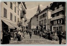 Salvan 1918 La Place Le Dimanche Brunnen Kirche Hotel del l Union Grand Bazar des Alpes Frauen Hüte Männer Maison de Commune