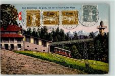 Chaumont La gare vue sur la Tour et les Alpes Turm Fahne Bergbahn