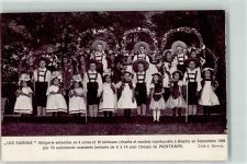 Boudry Tracht Kranz Kinder Hüte Blumen Les Saisons Groupe du printemps