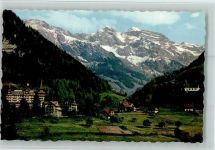 6073 Flüeli-Ranft - Ortsansicht mit Widderfeld Nünalphorn und Hutstock