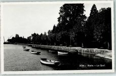 Rolle Quai Ruderboote