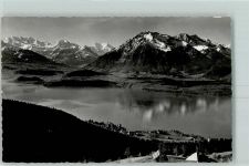 Heiligenschwendi Aussicht vom Haltenegg auf Thunersee und Alpenkette