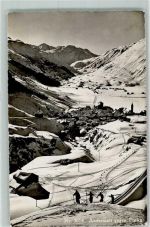 6490 Andermatt - Skiwanderer gegen Furka