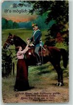 1915 Soldat zu Pferde bekommt von Dame einen Trunk gereicht