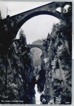 Obermutten Brücke Felsen