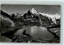 Bachalpsee Bachalpsee mit Wellhorn Wetterhörner und Berglistock Einheimischer
