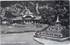 um 1950/60 Interlaken, Kanton Bern, Schweiz, Kursaal mit Blumenuhr,Photoglob Wehrli AG AKU2