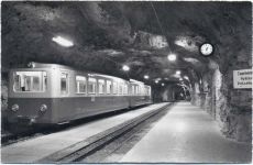 um 1950-60 Unterirdische Station Jungfraujoch der Jungfraubahn, wartende Bahn,E. Gyger v. Klopfenstein AKU2