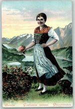 Bündener Trachtenfrau mit Blumenstrauss