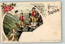 Gruss aus dem Toggenburg Sennen mit Kühen und Treicheln auf der Alp Trachten Toggenburg Gebrauchsspuren