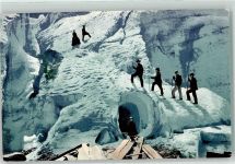 3823 Eigergletscher - Eisgrotte Bergsteiger