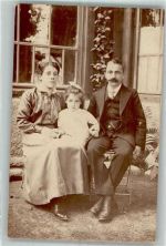 8762 Schwanden GL 1919 Foto AK Feldpost Mlilitärsache Familenfoto Ort lt. Stempel