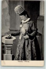 Freiburger Trachtenfrau