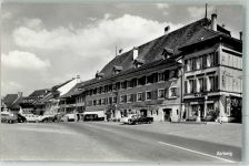 3270 Aarberg Foto AK Auto Geschäft Marktszene Hotel Couronne
