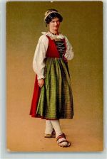 Trachtenfrau aus dem Val Calanca