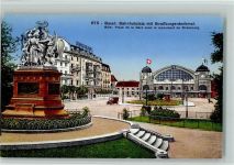 Basel Bâle Bahnhofplatz mit Strassburgerdenkmal Wappen Oldtimer Bahnhof Schweiz