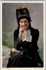 Foto AK Frau in Tracht Foto Gaberell