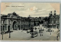 8000 Zürich Foto AK Bahnhof Bahnhofsplatz Straßenbahn Denkmal