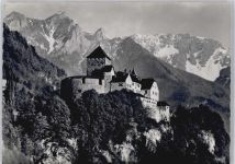 9490 Vaduz - Schloss Berg Panorama