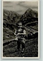 Junge in Tracht Trachten Toggenburg