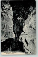 3800 Sundlauenen - Beatushöhlender Hexenkessel