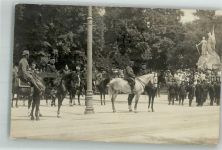 Neuchâtel Neuenburg Offiziere in Uniform zu Pferde anläßlich einer Parade Ort lt. Stempel Militär Schweiz 1915 Privatfoto AK